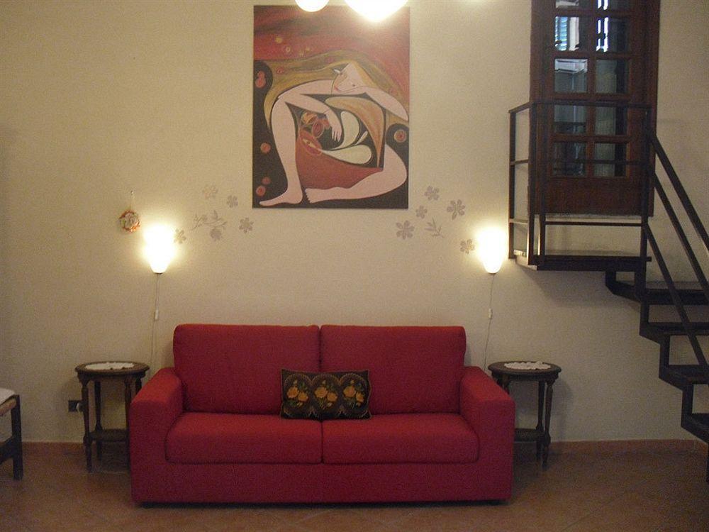 Bed And Breakfast I Vicoletti Di Napoli Bagian luar foto